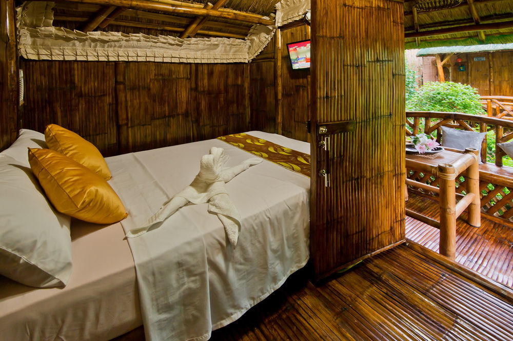Oyo 678 Blessie'S Bed And Breakfast Puerto Princesa Ngoại thất bức ảnh
