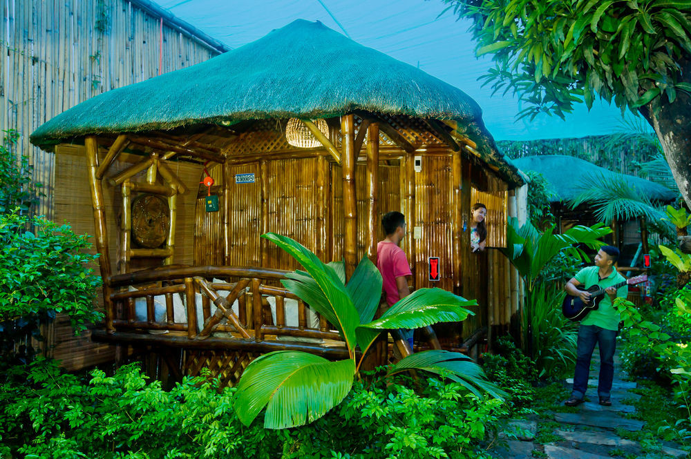 Oyo 678 Blessie'S Bed And Breakfast Puerto Princesa Ngoại thất bức ảnh